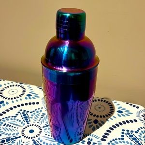 Iridescent cocktail shaker